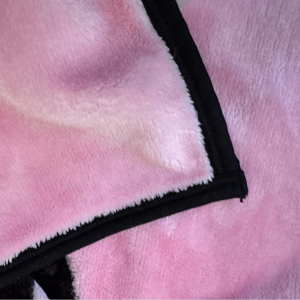 Playboy bunny blanket throw pink Blanket Black Bunny Logo rabbit head 2000s